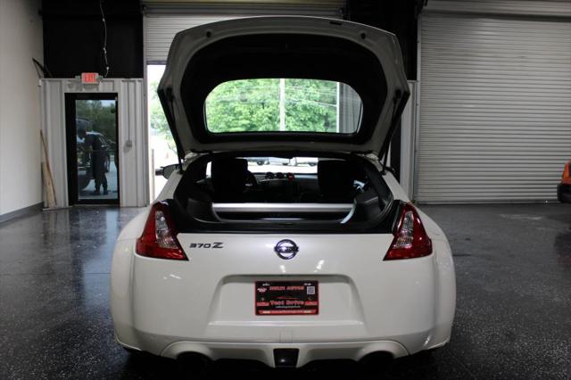 2011 Nissan 370Z Base