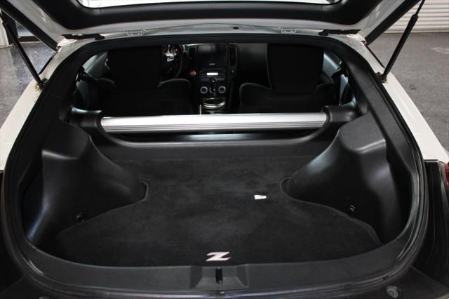 2011 Nissan 370Z Base