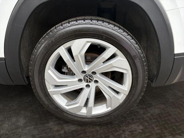 2021 Volkswagen Atlas 3.6L V6 SE w/Technology