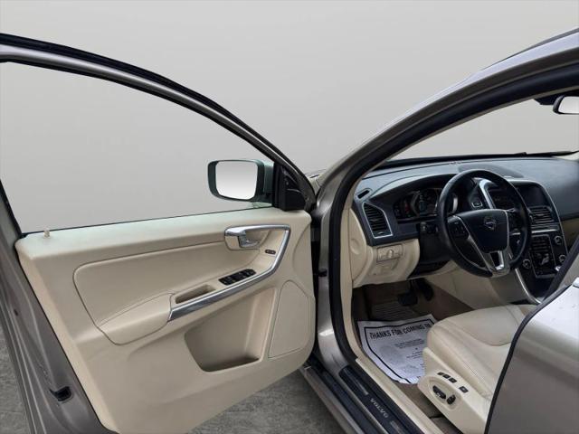 2015 Volvo XC60 T6 Platinum