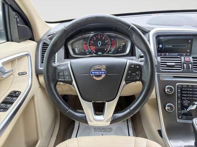2015 Volvo XC60 T6 Platinum