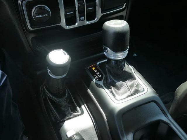 2022 Jeep Wrangler Unlimited Sahara Altitude 4x4