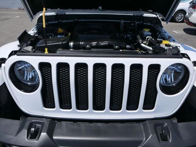 2022 Jeep Wrangler Unlimited Sahara Altitude 4x4