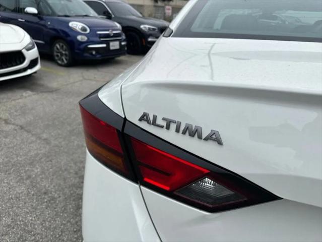2025 Nissan Altima SL FWD