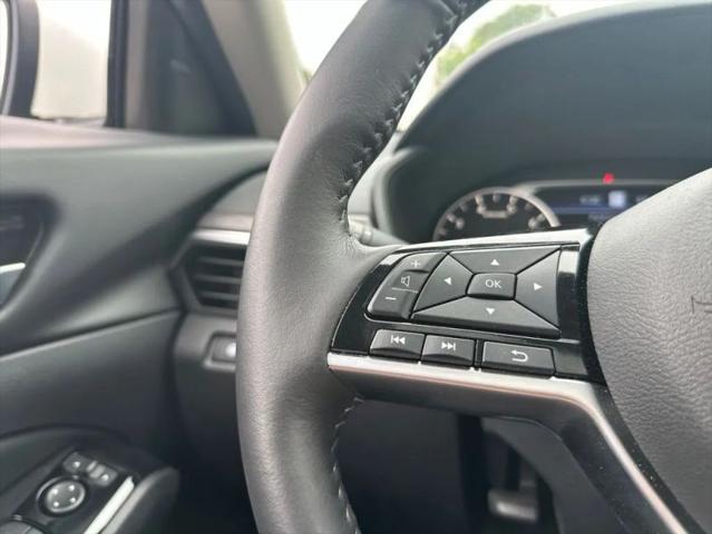 2025 Nissan Altima SL FWD