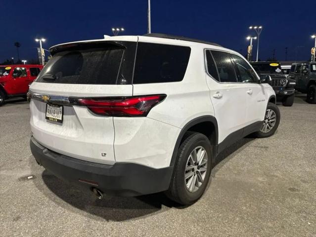 2023 Chevrolet Traverse FWD LT Leather