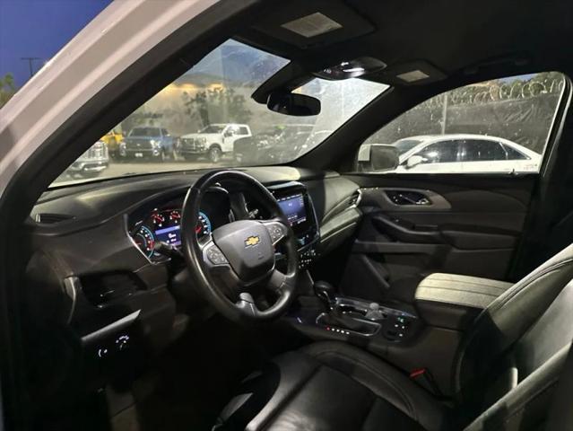 2023 Chevrolet Traverse FWD LT Leather
