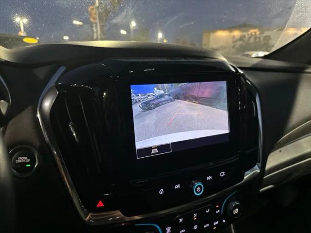 2023 Chevrolet Traverse FWD LT Leather
