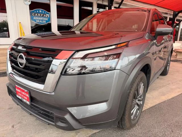 2025 Nissan Pathfinder SV 4WD