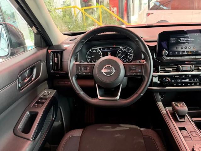 2025 Nissan Pathfinder SV 4WD
