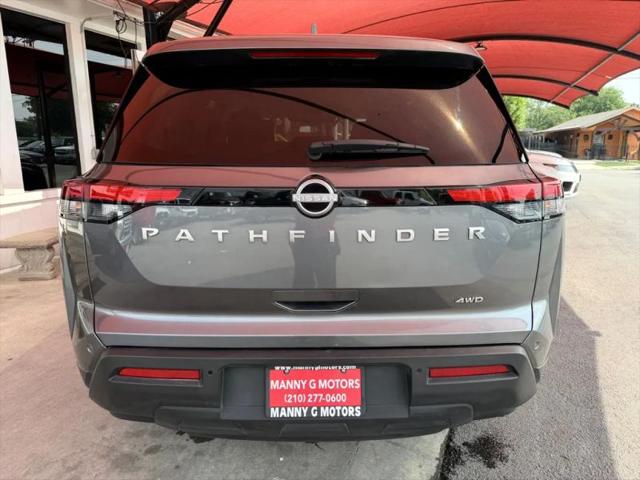 2025 Nissan Pathfinder SV 4WD