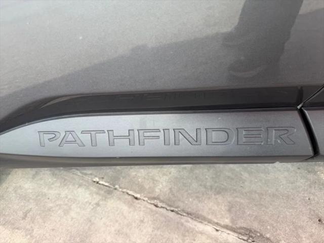 2025 Nissan Pathfinder SV 4WD