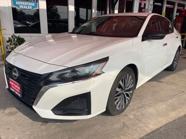 2025 Nissan Altima SV FWD