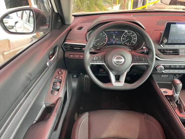 2025 Nissan Altima SV FWD