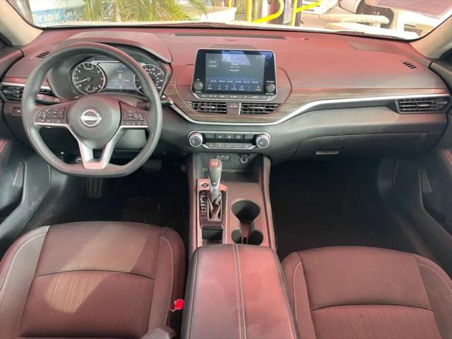 2025 Nissan Altima SV FWD