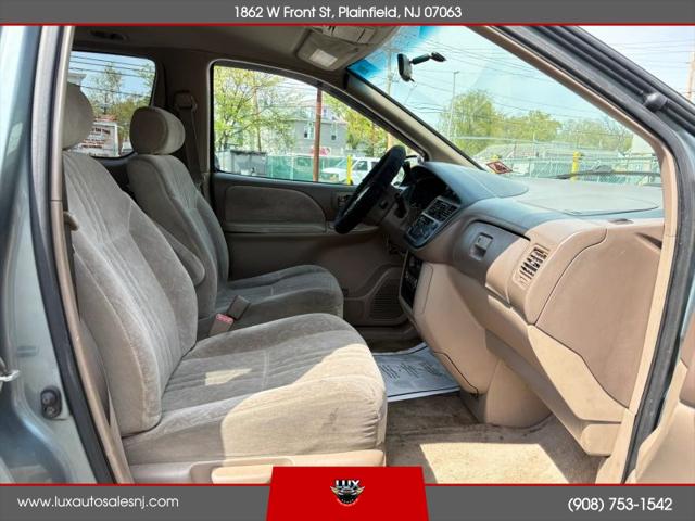1999 Toyota Sienna LE