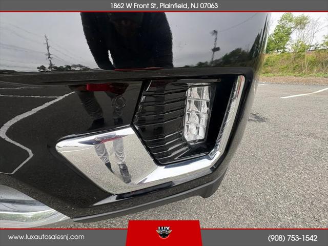 2022 GMC Yukon XL 4WD SLT