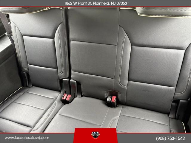 2022 GMC Yukon XL 4WD SLT
