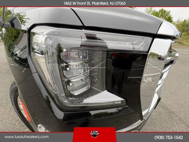 2022 GMC Yukon XL 4WD SLT