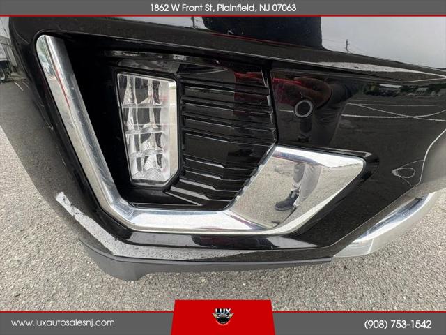 2022 GMC Yukon XL 4WD SLT