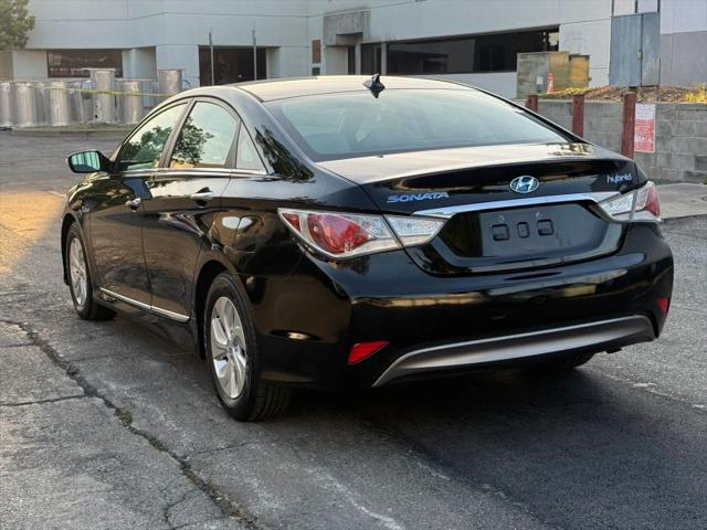 2013 Hyundai Sonata Hybrid Base