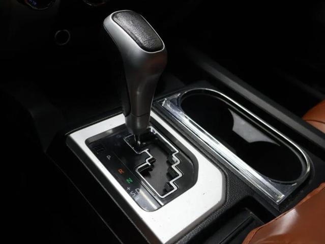 2015 Toyota Tundra SR5 5.7L V8