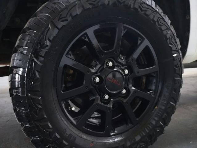 2015 Toyota Tundra SR5 5.7L V8