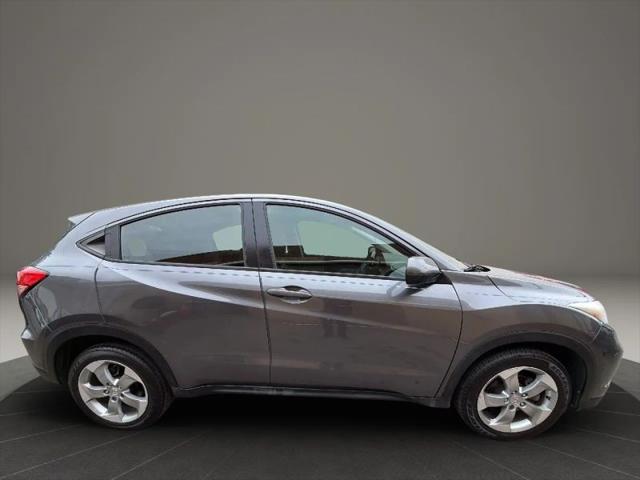 2017 Honda HR-V LX