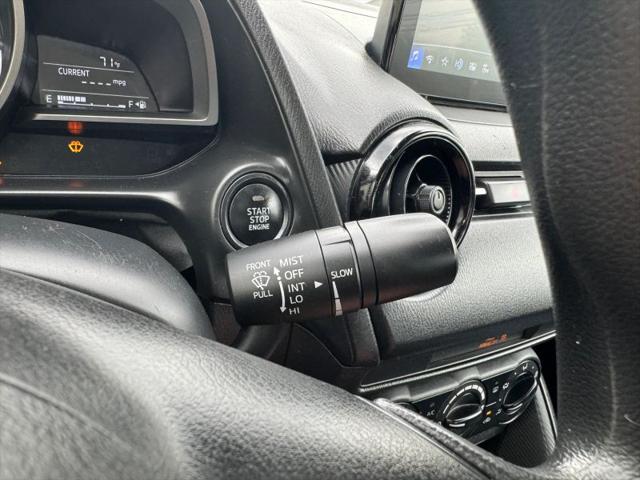 2019 Toyota Yaris L