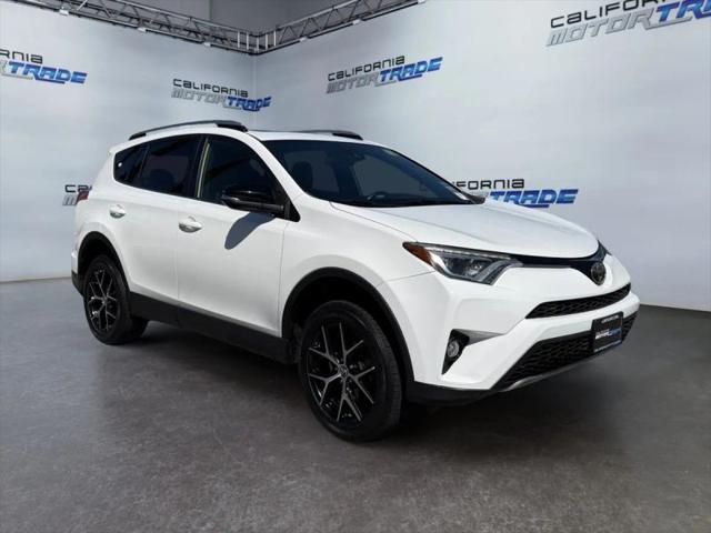 2017 Toyota RAV4 SE