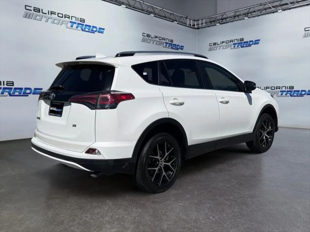 2017 Toyota RAV4 SE