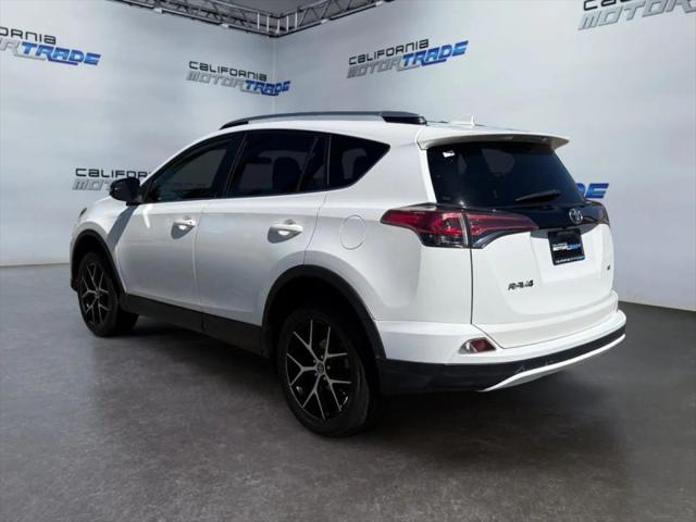 2017 Toyota RAV4 SE
