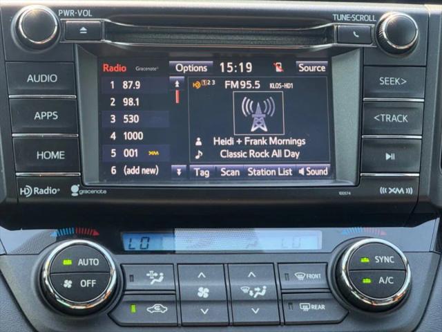 2017 Toyota RAV4 SE