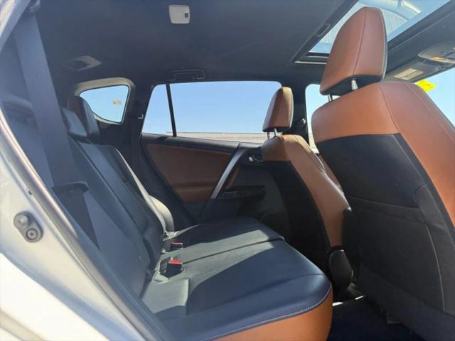 2017 Toyota RAV4 SE