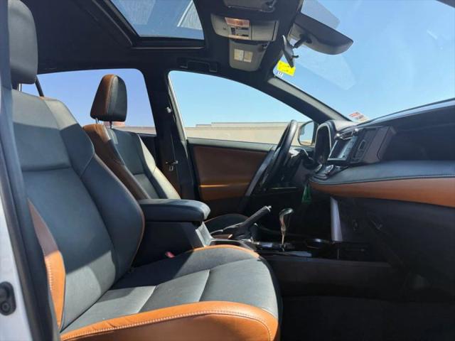 2017 Toyota RAV4 SE