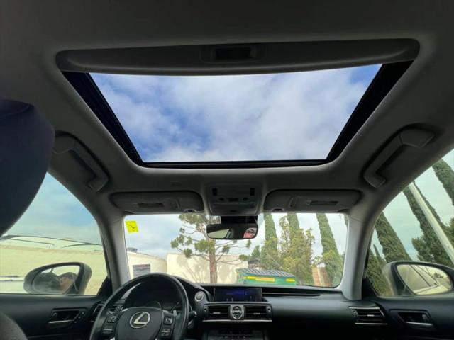 2020 Lexus IS 300 300