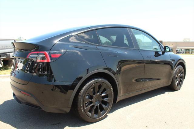 2024 Tesla Model Y Base