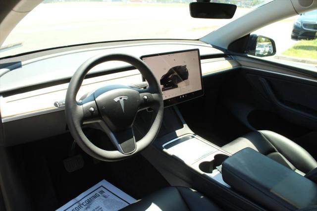 2024 Tesla Model Y Base