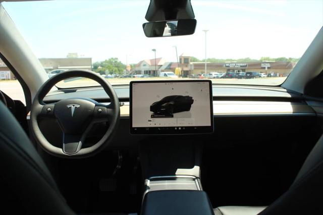 2024 Tesla Model Y Base