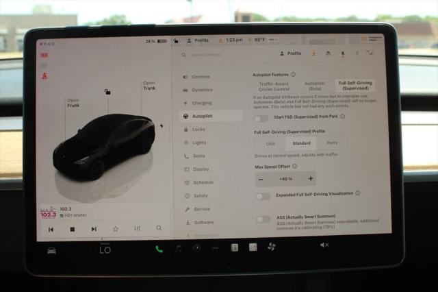 2024 Tesla Model Y Base