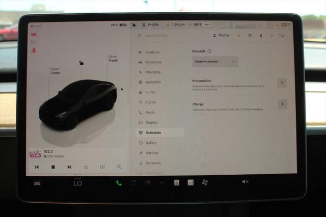 2024 Tesla Model Y Base