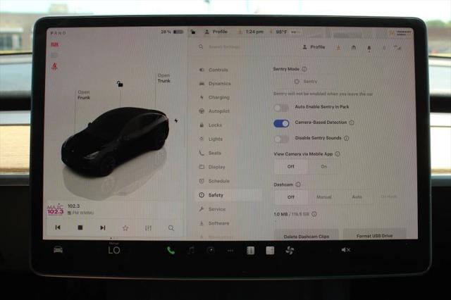 2024 Tesla Model Y Base