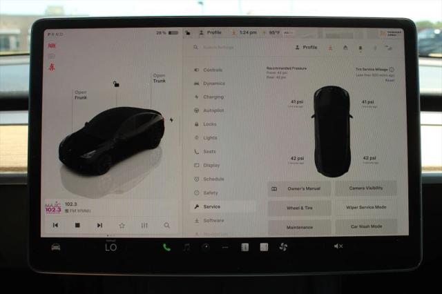 2024 Tesla Model Y Base