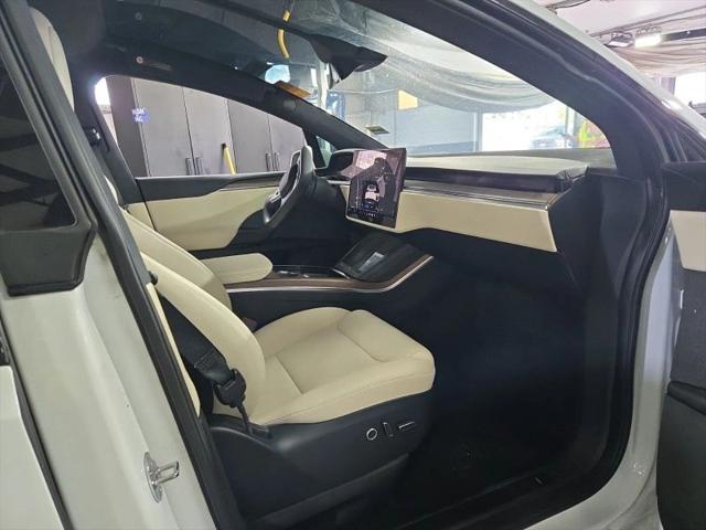 2022 Tesla Model X Dual Motor All-Wheel Drive