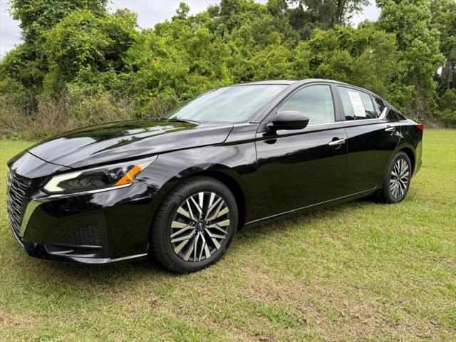 2024 Nissan Altima SV FWD