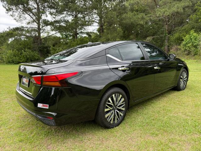 2024 Nissan Altima SV FWD