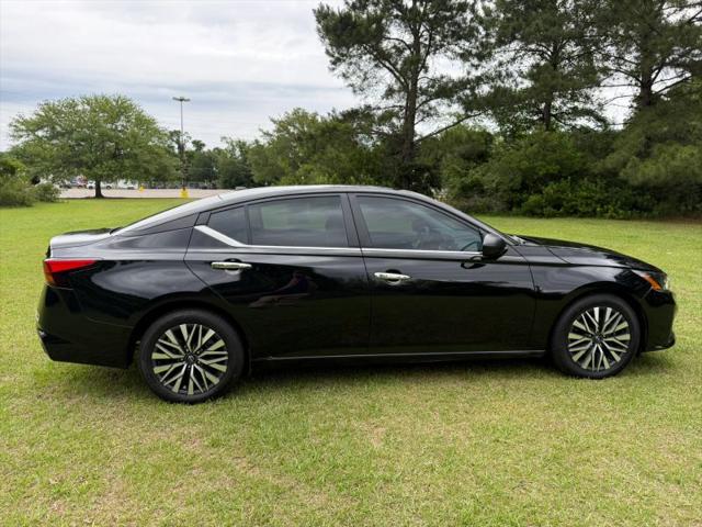 2024 Nissan Altima SV FWD