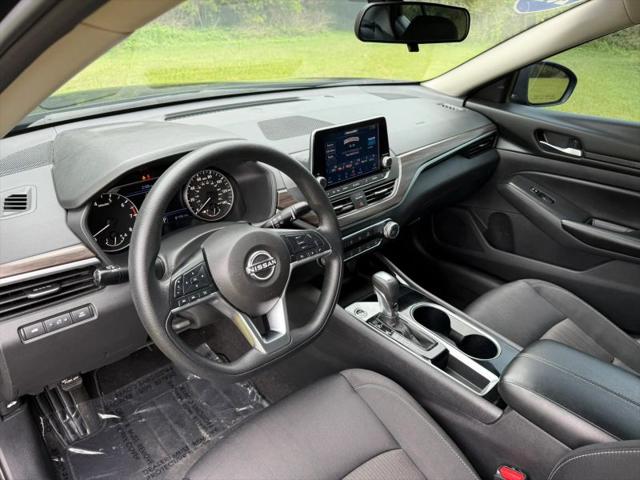 2024 Nissan Altima SV FWD