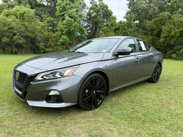 2022 Nissan Altima SR FWD