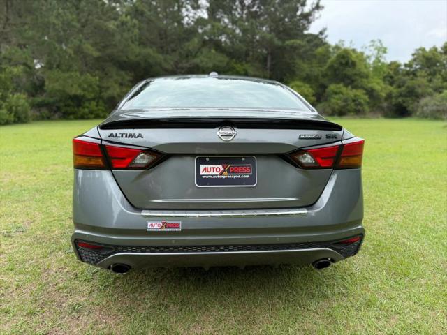 2022 Nissan Altima SR FWD